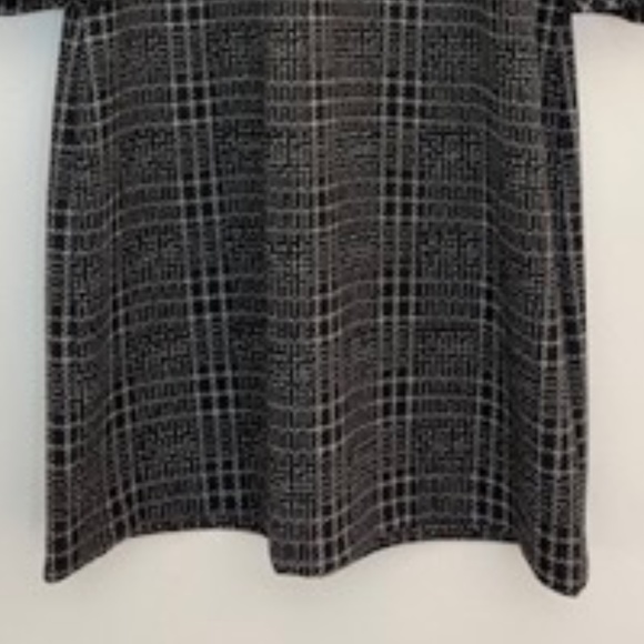 Cavin Klein Dress Roundneck Three-quarter Bell Sleeves Back Zip Closure Size 10 - Picture 9 of 9